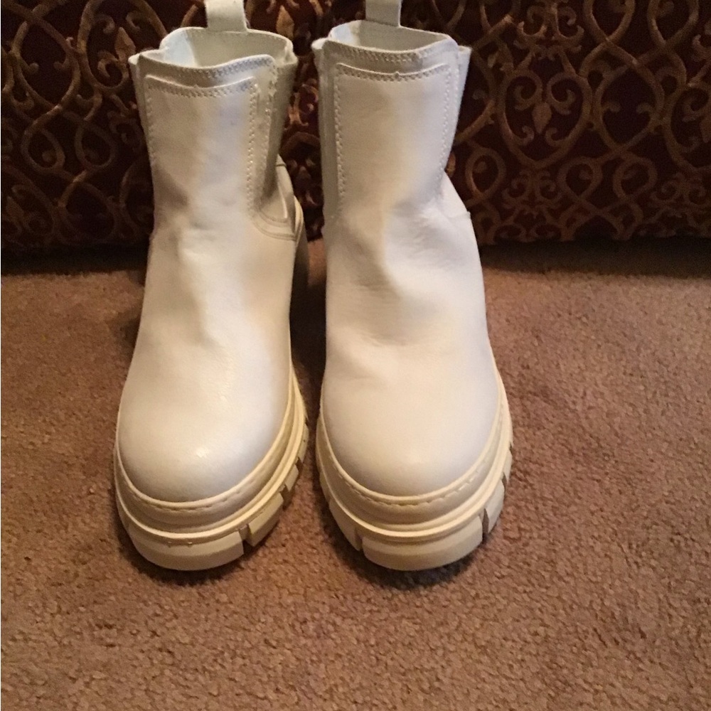 MIA Cream/Off White Chunky Sole Ankle Boots